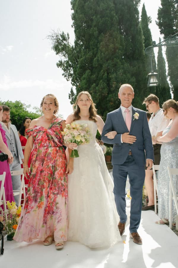 Wedding photo 101